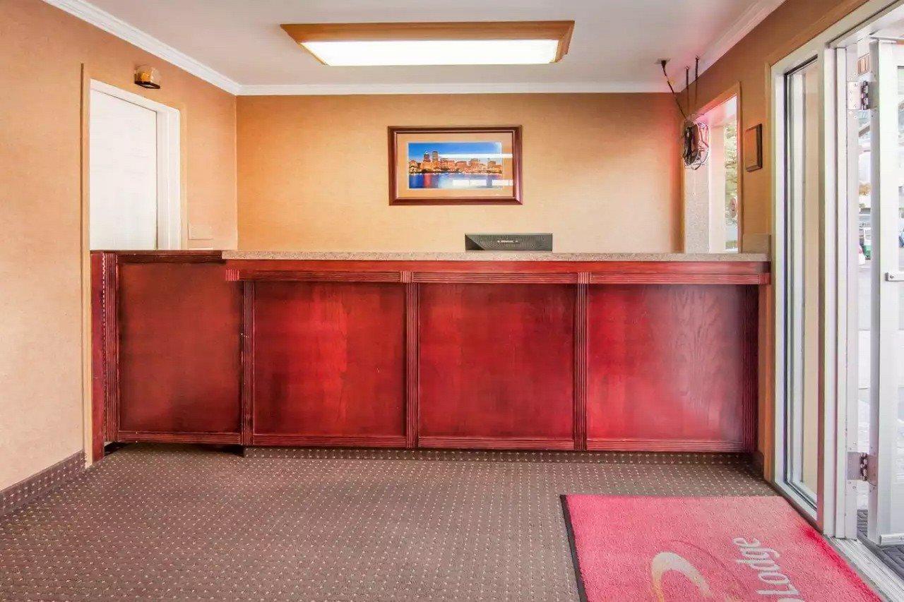 Econo Lodge City Center Портленд Экстерьер фото