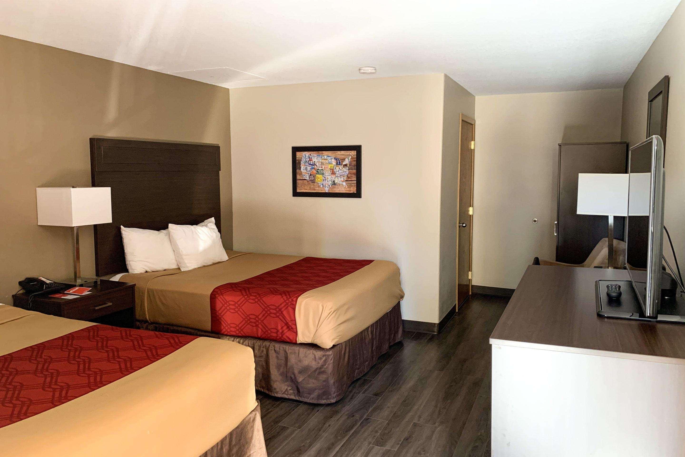 Econo Lodge City Center Портленд Экстерьер фото