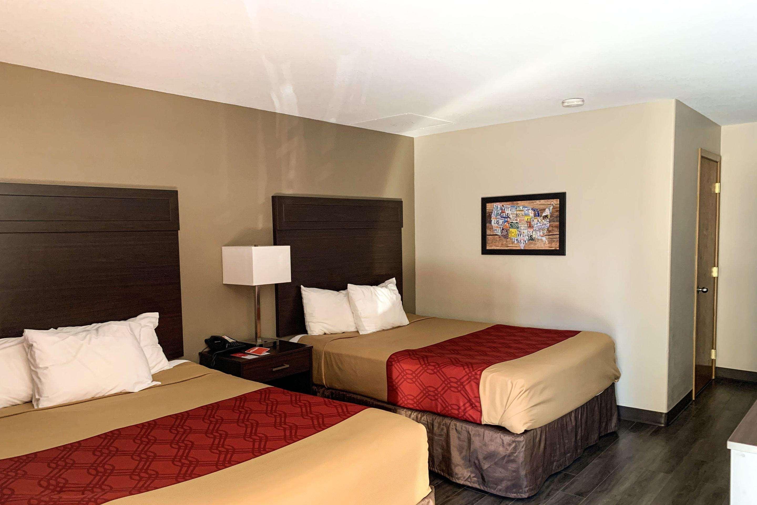 Econo Lodge City Center Портленд Экстерьер фото